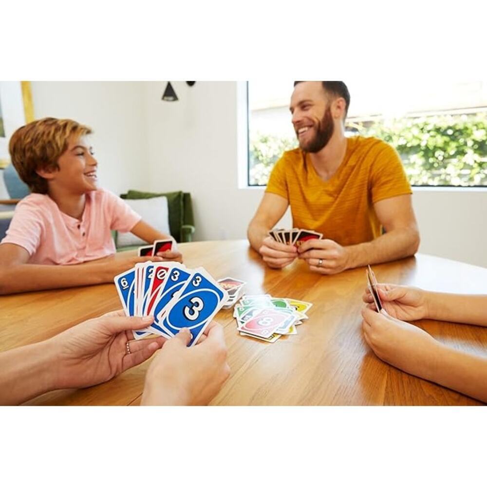 UNO Classic Card Game 112 Cards Customizable Erasable Wild Kids Gift Ages 7+ - Picture 2 of 6